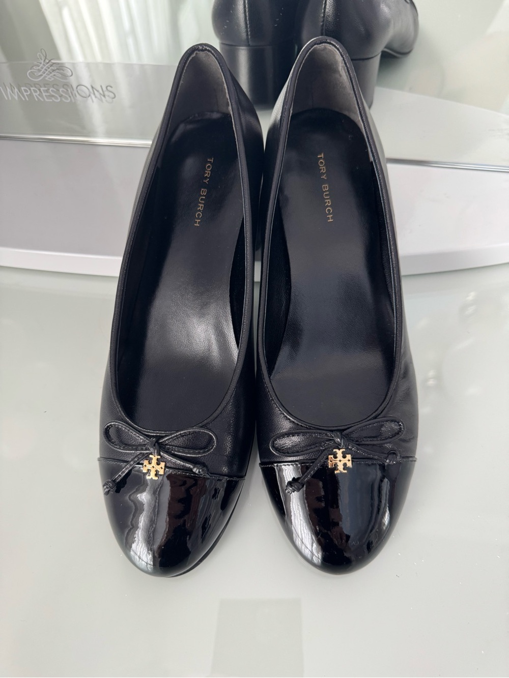 Tory Burch Black Leather Patent Cap Toe Block Heel Pumps Size 7.5